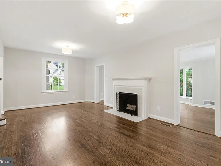 7825 Oldchester Rd — Photo 26
