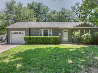 7624 Mohawk Dr, Prairie Village, KS, 66208