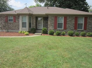 7802 Apple Valley Dr, Louisville, KY 40228