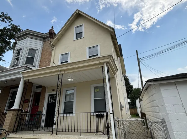 426 Middlesex St, Gloucester City, NJ 08030