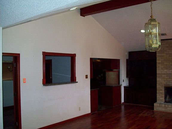 3rd image of 5837 Forest Haven Trl