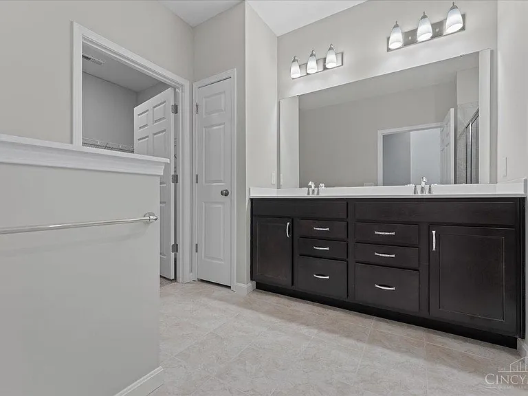5606 Callaway Dr — Photo 9