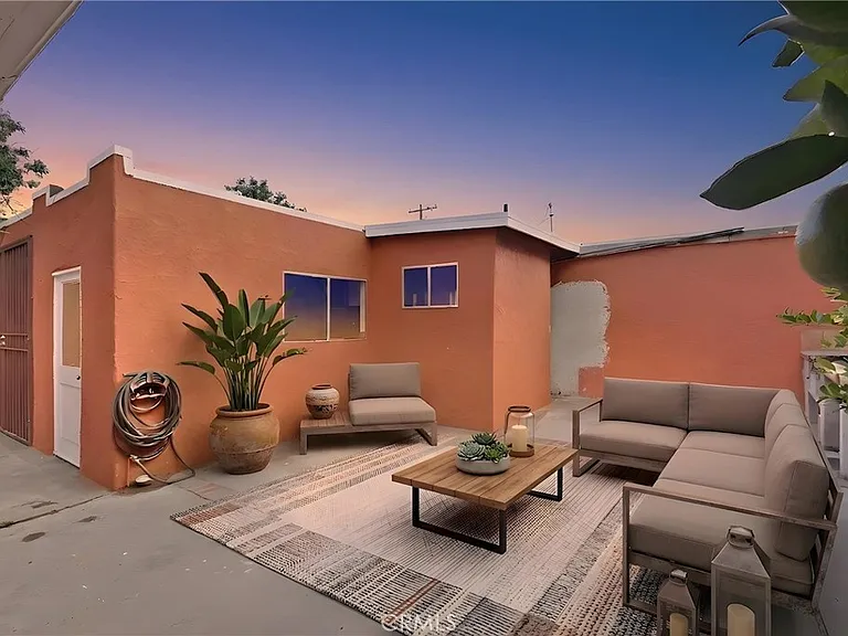 236 W Arbor Vitae St — Photo 33