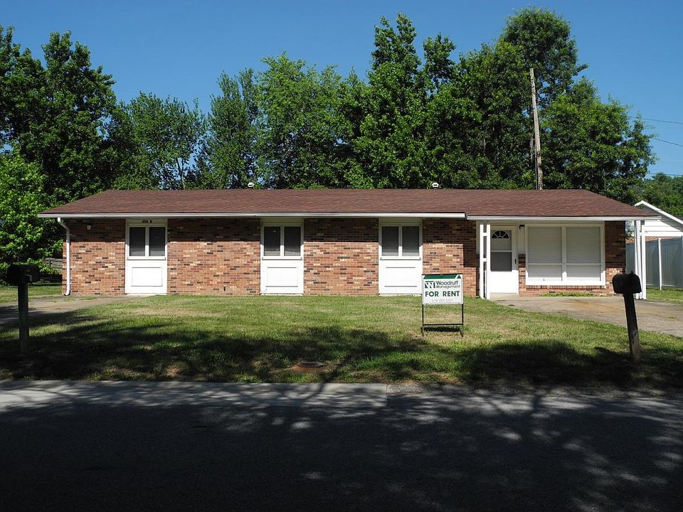 202 South Gray Drive, Carbondale