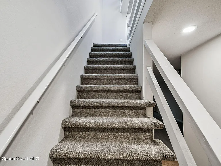 3687 Royal Oak Dr #6 — Photo 5