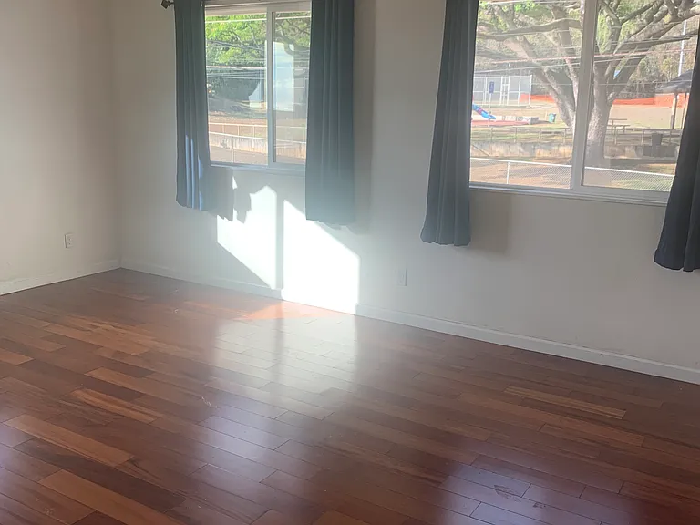 903 Lolena St #U — Photo 10