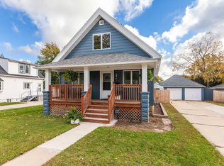 2442 S 84th St, West Allis, WI 53227