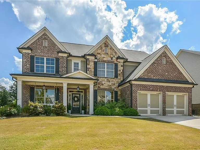 2430 Wildlife Ct — Photo 1