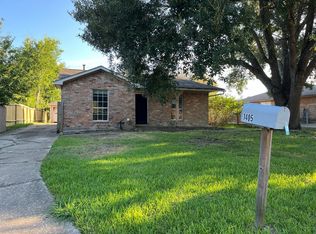 1405 Northview Dr, Angleton, TX 77515