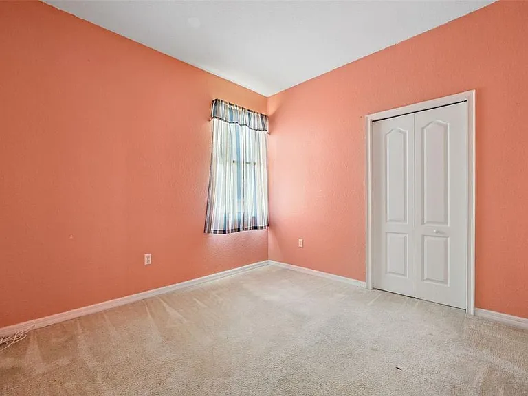 7055 Heatherbrook Dr — Photo 21
