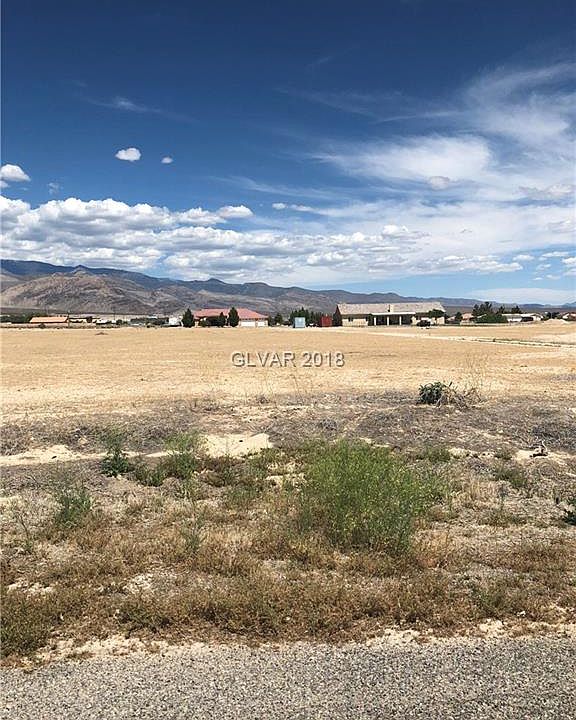 2nd image of 2771 Tahachapi Ave