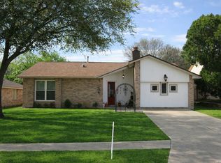 7911 Forest Cabin, Live Oak, TX 78233