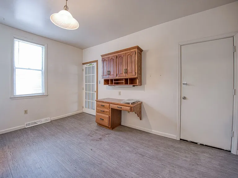 126 Railroad St #128 — Photo 25