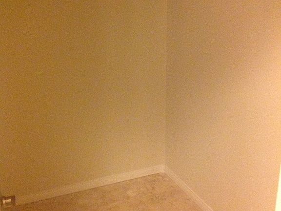 walk in closet one bedroom