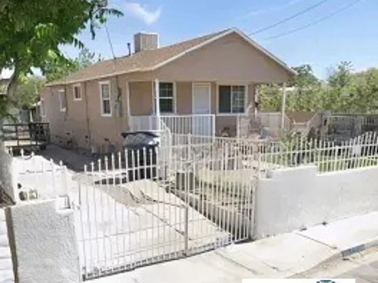 15755 Cottonwood St — Photo 1