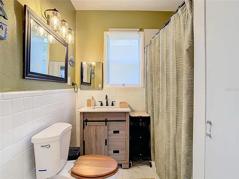 2904 Sanchez St — Photo 12