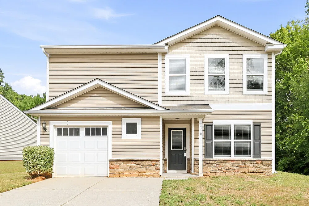 4 bed, 2.5 bath, 1817 sqft, $1,955 — Photo 1