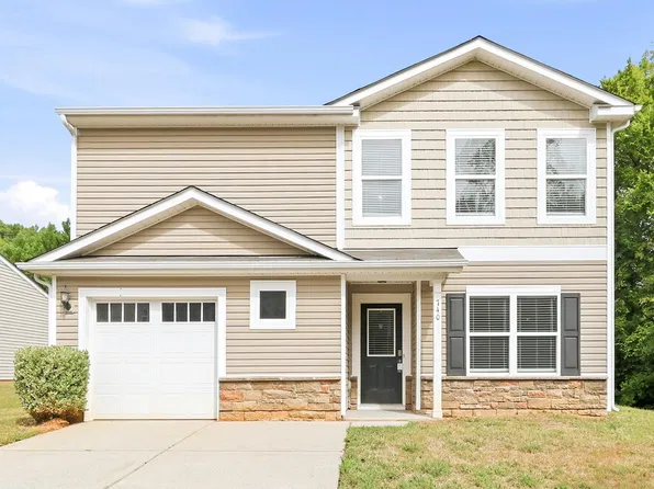740 Willow Creek Dr, Gastonia, NC 28054