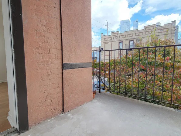 43 Van Wagenen Avenue image 13 of 14