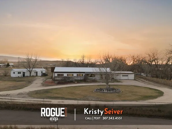 650 Happy Glen Ln, Evansville, WY 82636