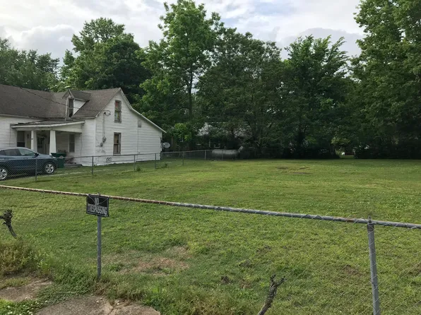 000 W Benton Street, Buffalo, MO 65622