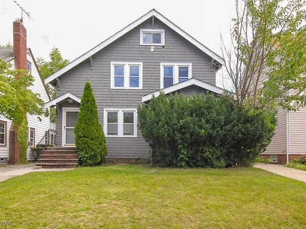 967 Pembrook Rd, Cleveland Heights, OH 44121
