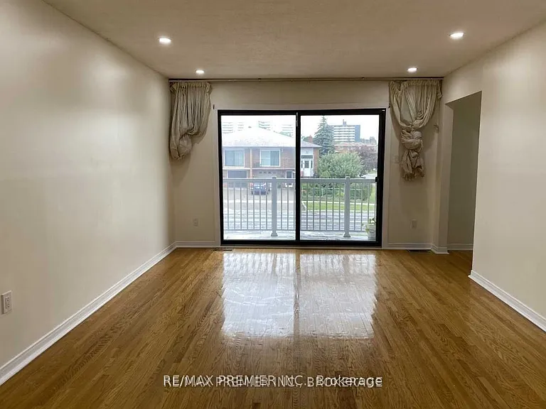 114 Sentinel Rd — Photo 3