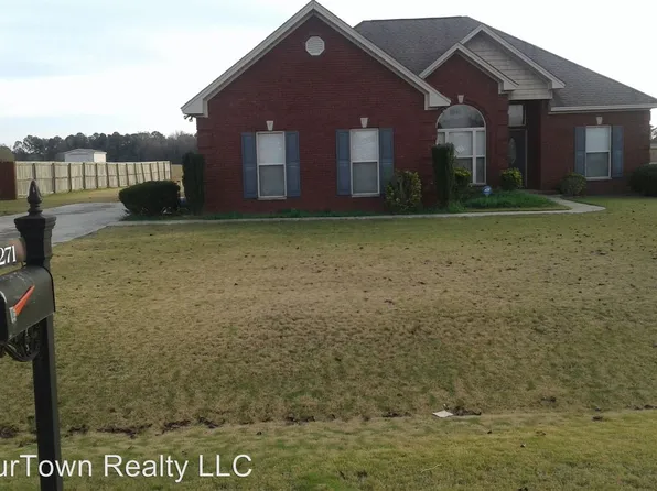 271 Curlee Way, Wetumpka, AL 36092