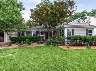 5307 Pawnee Ln, Fairway, KS 66205