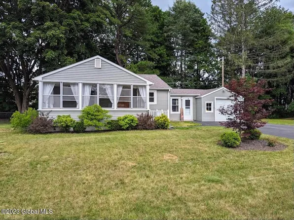 17 East Road, South Glens Falls, NY 12803