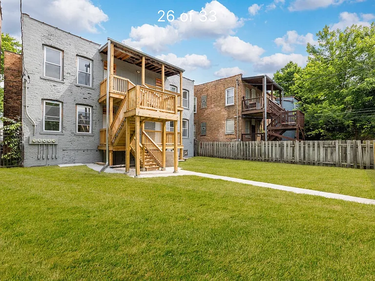 1421 E 69th Pl #1A — Photo 27