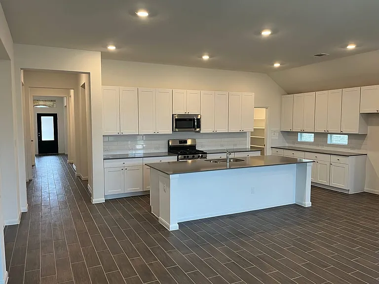 6626 Morgan Path — Photo 2