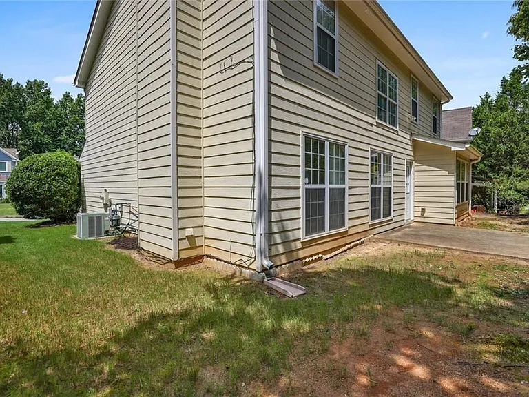 3673 Willgrove Way — Photo 24