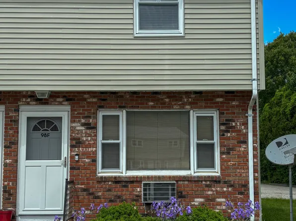 98 Canterbury Road #F, Plainfield, CT 06374
