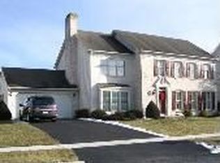 204 Saint James Ct, Mechanicsburg, PA