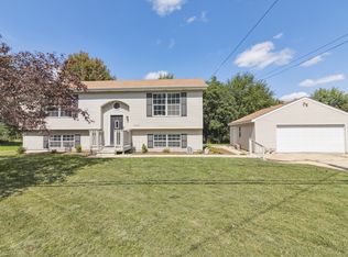 1243 Jericho Rd, Aurora, IL 60506