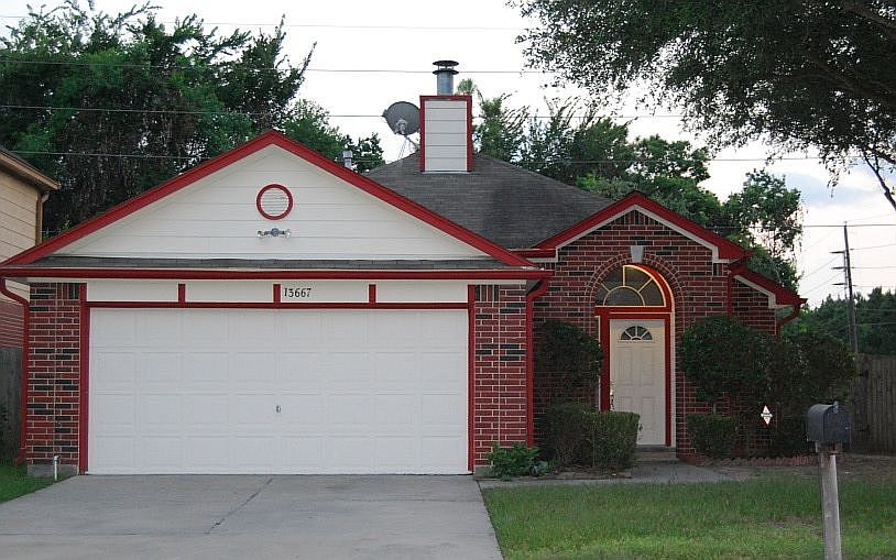 1st image of 13667 Paxton Dr