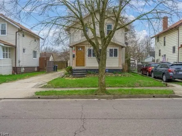 912 Hunt St, Akron, OH 44306