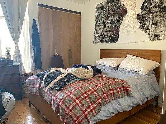 Rented by Dream Space Realty | media 25