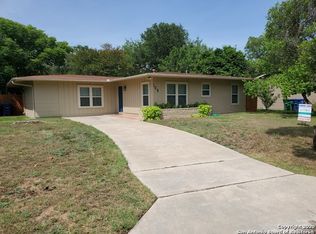 135 Shropshire Dr, San Antonio, TX 78217