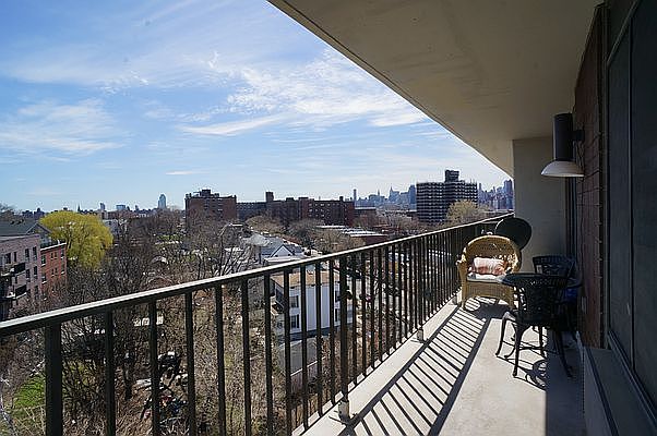 1st image of 2540 Shore Blvd APT 8I