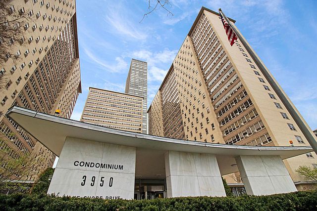 1st image of 3950 N Lake Shore Dr APT 212
