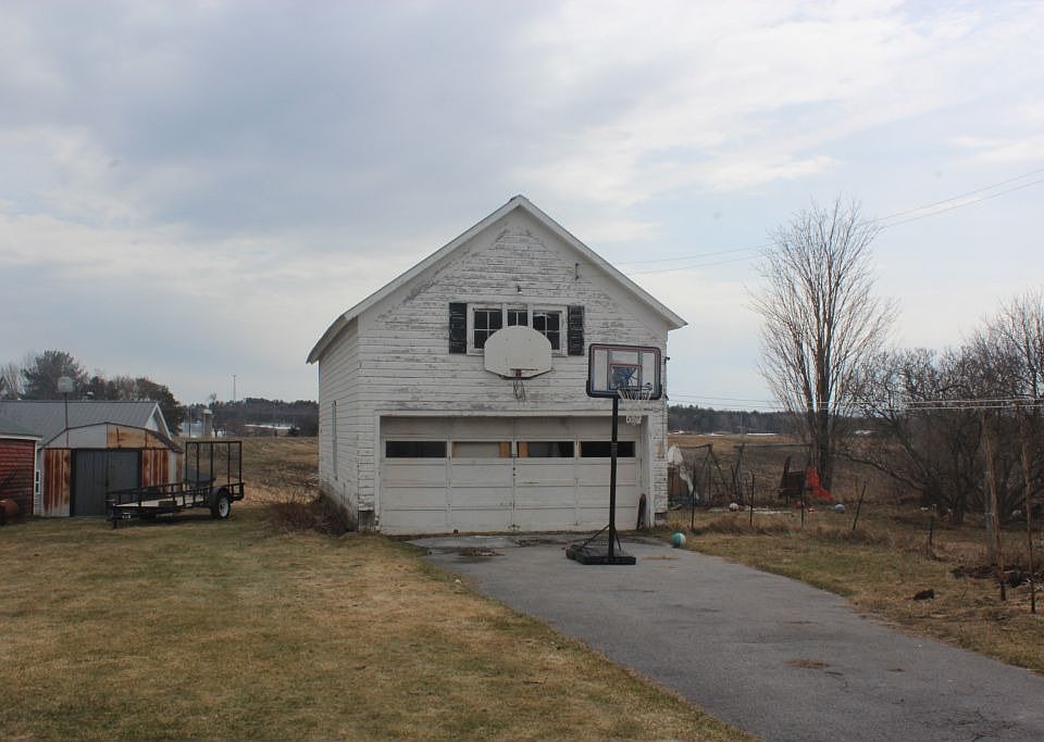 2nd image of 6920 Shady Ave