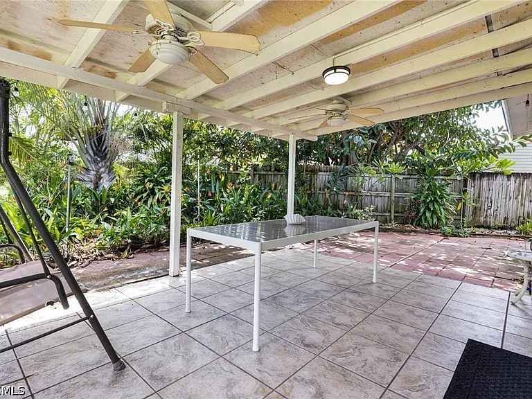 18597 Marco Blvd — Photo 9