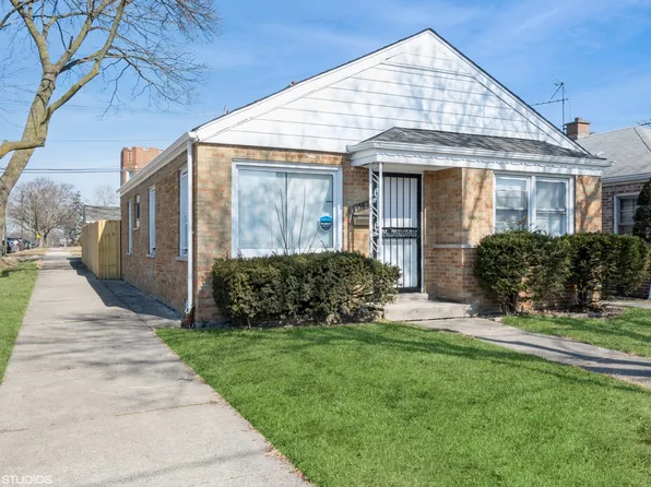 1934 E 93rd St, Chicago, IL 60617