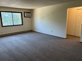 1532 5th St S #12, Brookings, SD 57006
