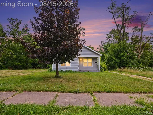 14322 Auburn St, Detroit, MI 48223