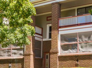 4007 Kenwood Ave #2S, Kansas City, MO 64110