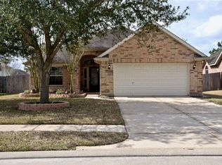 2105 Bataan Dr, League City, TX 77573
