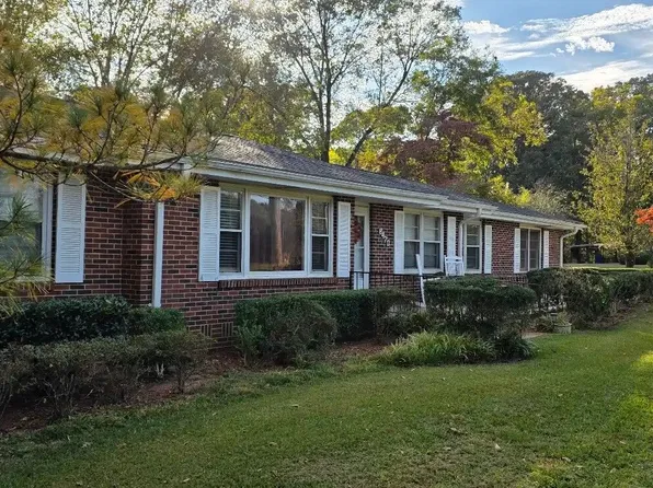 8470 Rivertown Rd, Fairburn, GA 30213